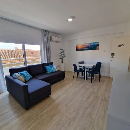 Kitieos Apts 100m From Finikoudes Apartamento Larnaca