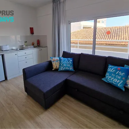 Kitieos Apts 100m From Finikoudes Larnaca