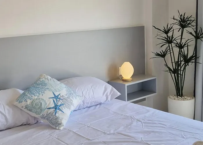 Kitieos Apts 100m From Finikoudes * ラルナカ