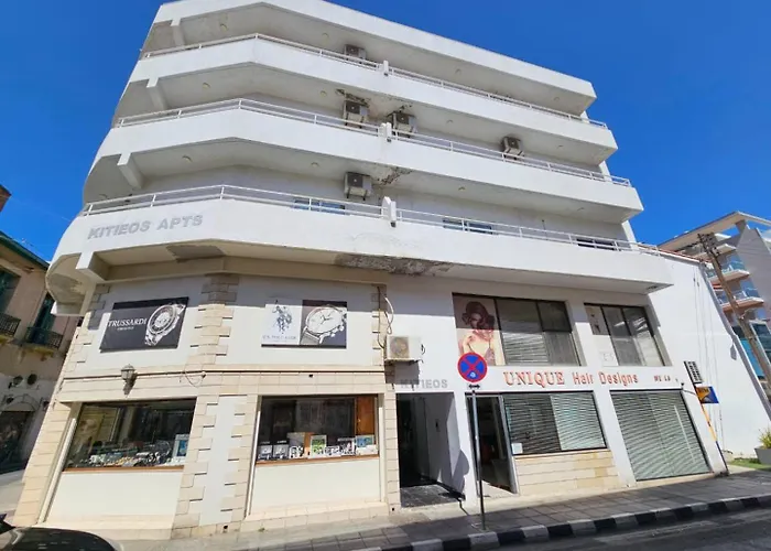 Kitieos Apts 100m From Finikoudes ラルナカ