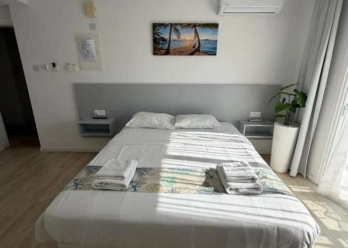 アパート Kitieos Apts 100m From Finikoudes