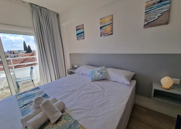 アパート Kitieos Apts 100m From Finikoudes