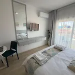 Kitieos Apts 100m From Finikoudes شقة