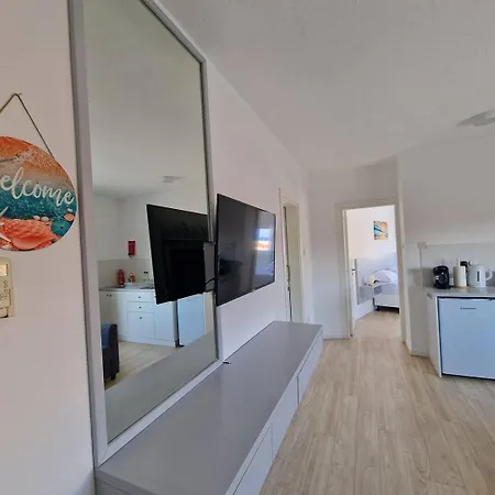 Kitieos Apts 100m From Finikoudes 公寓