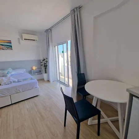 Kitieos Apts 100m From Finikoudes Apartment *