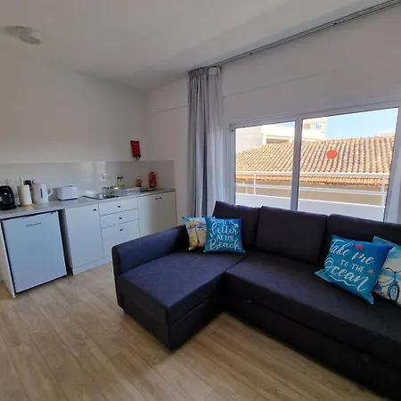 Kitieos Apts 100m From Finikoudes