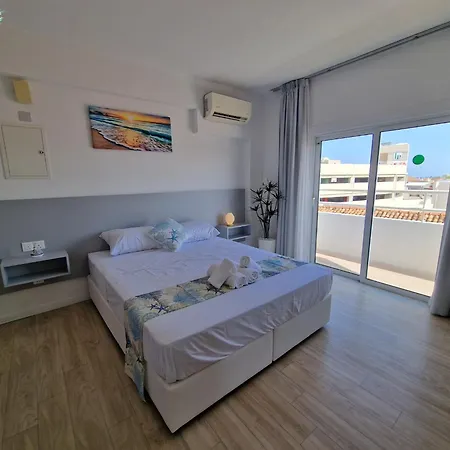 Kitieos Apts 100m From Finikoudes Апартаменты